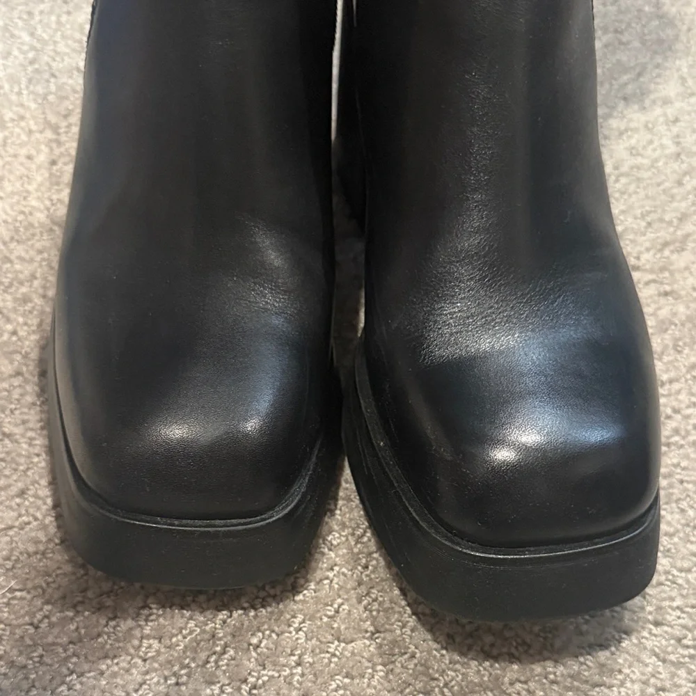 Vagabond Brooke Black Knee-High Chunky Heel Boots - Picture 3 of 6
